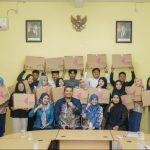 PMB STKIP PGRI Bangkalan Berikan Laptop pada Mahasiswa Jalur Registrasi Utama